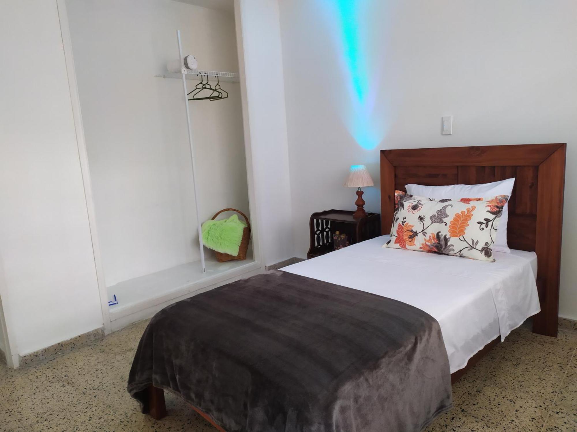 Apartamento Casa En Laureles Ideal Familias *