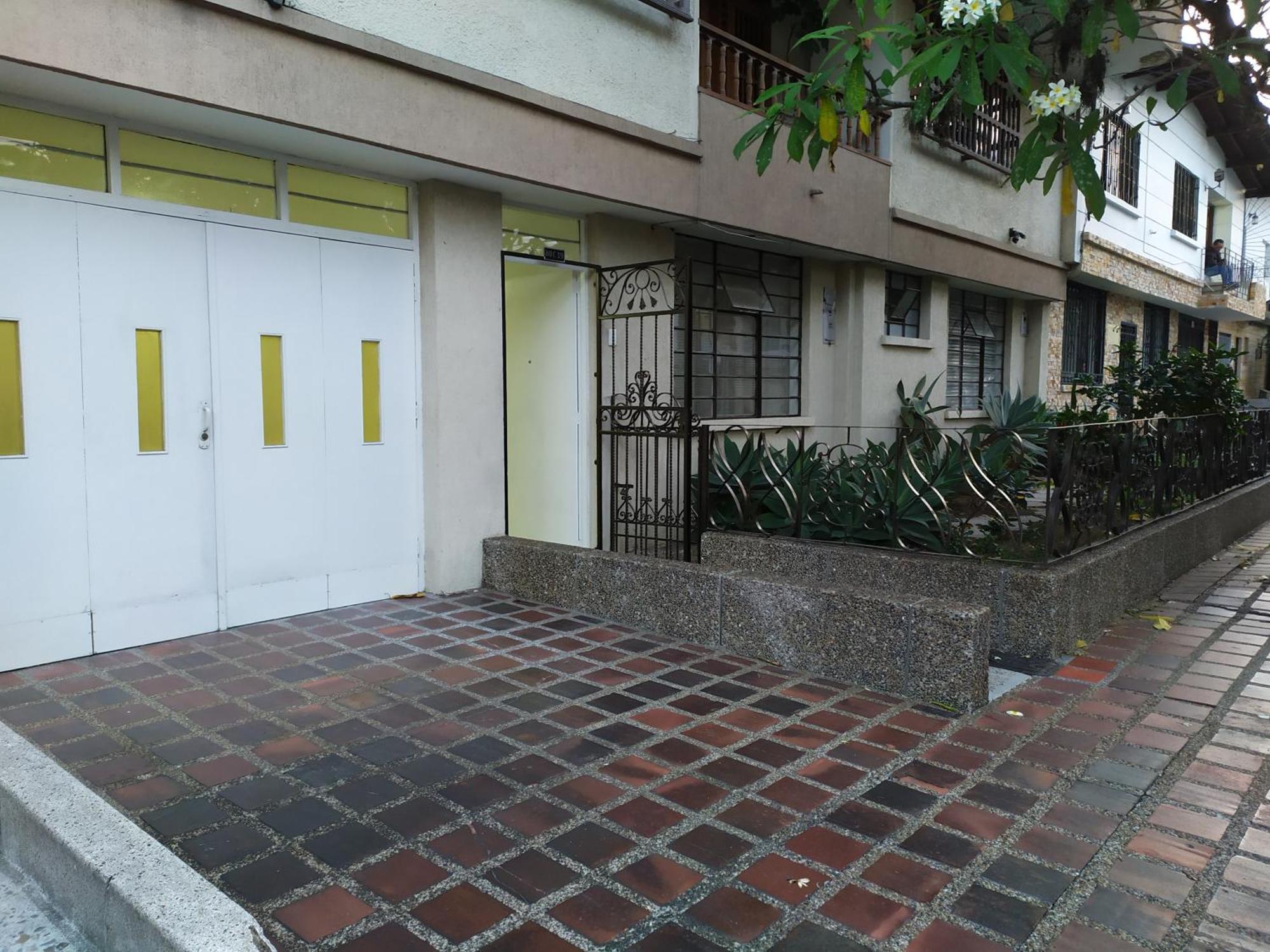Casa En Laureles Ideal Familias Medellín